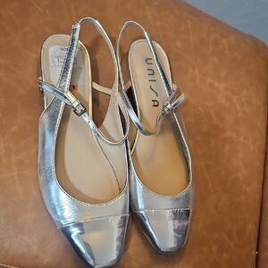 Unisa Metallic Silver Slingback Flats